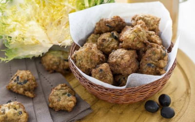 Buñuelos crujientes de escarola Cuadraspania