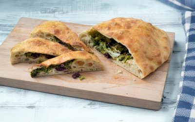 Pizza de escarola Cuadraspania con aceitunas negras y cebolla