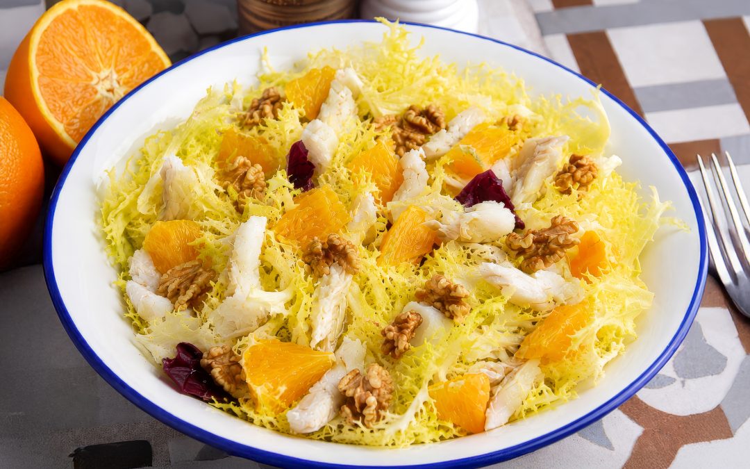 Escarola Cuadraspania con naranja, bacalao y nueces